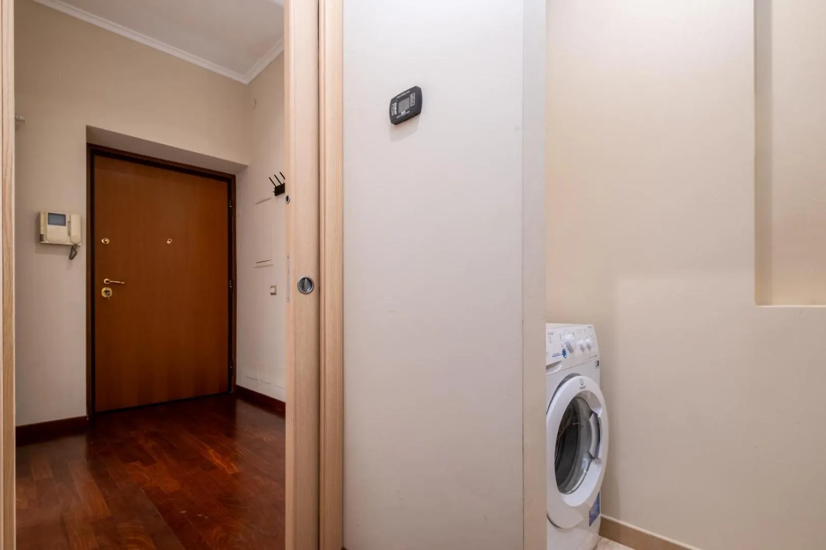 Trevi Fountain Big Apartment Rome